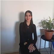 Profesora de estudios básicos tanto para primaria y secundaria.